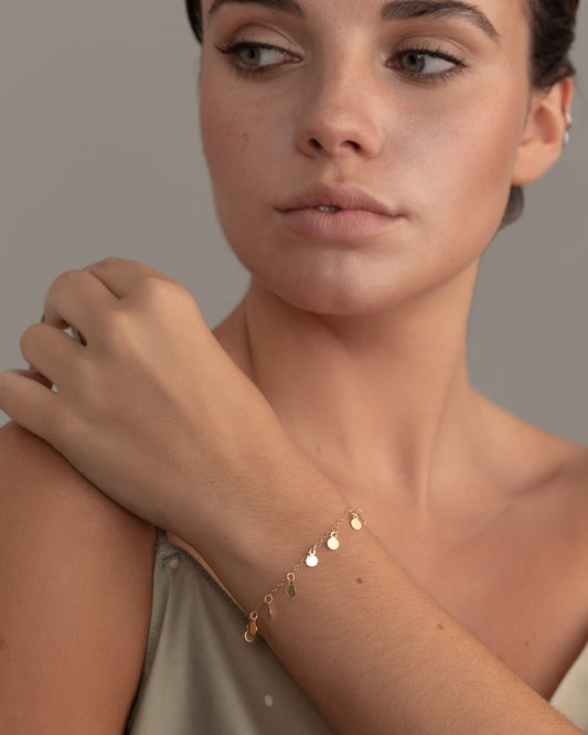 14K Gold Filled Tiny Disc Bracelet | Inspiration Her Jewellery