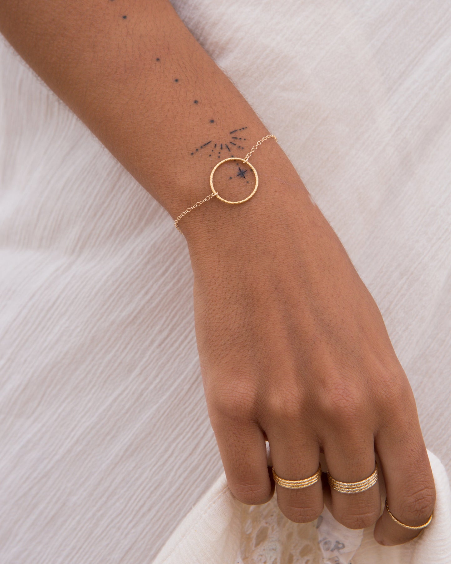 14K Gold Filled Circle Bracelet | Inspiration Her Jewellery