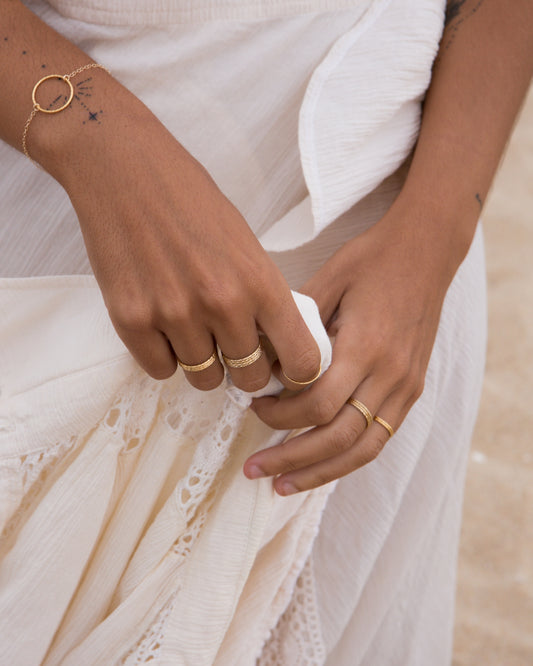 14K Gold Filled Circle Bracelet | Inspiration Her Jewellery